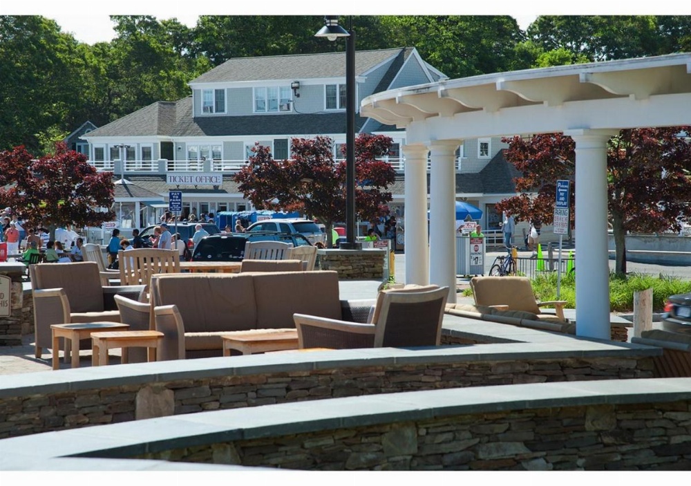 Hyannis Harbor Hotel Image 31