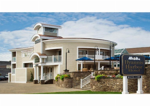 Hyannis Harbor Hotel image 41